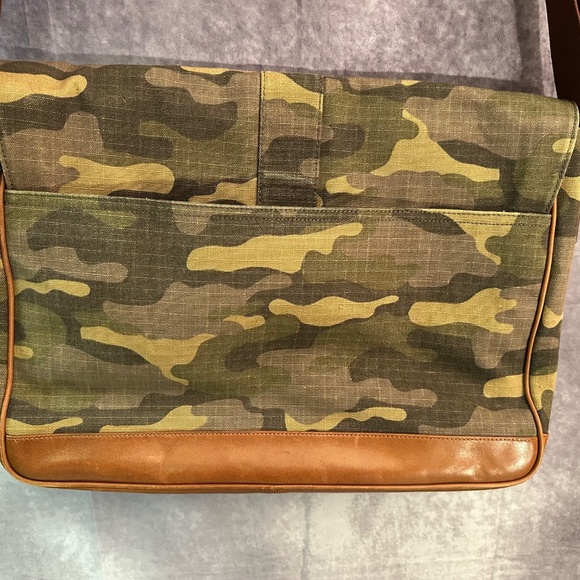 Cole Haan Camo Fabric with Leather Trim Messenger Bag - EUC - Picture 3 of 11
